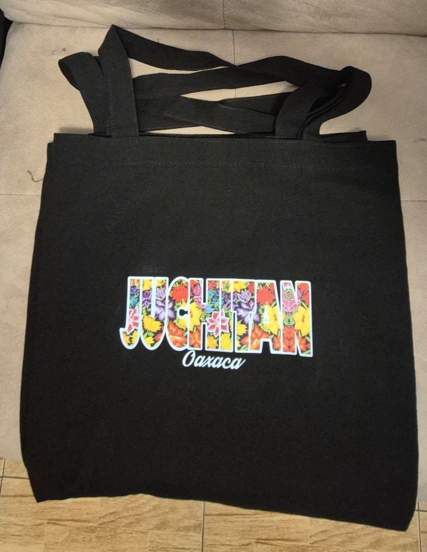 Bolsa tote de tela negra personalizada con impresión DTF Juchitán Oaxaca